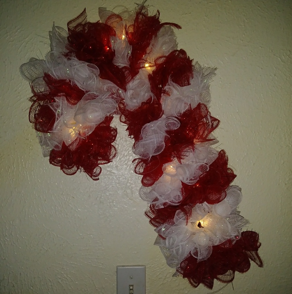 Lighted candy cane wreath